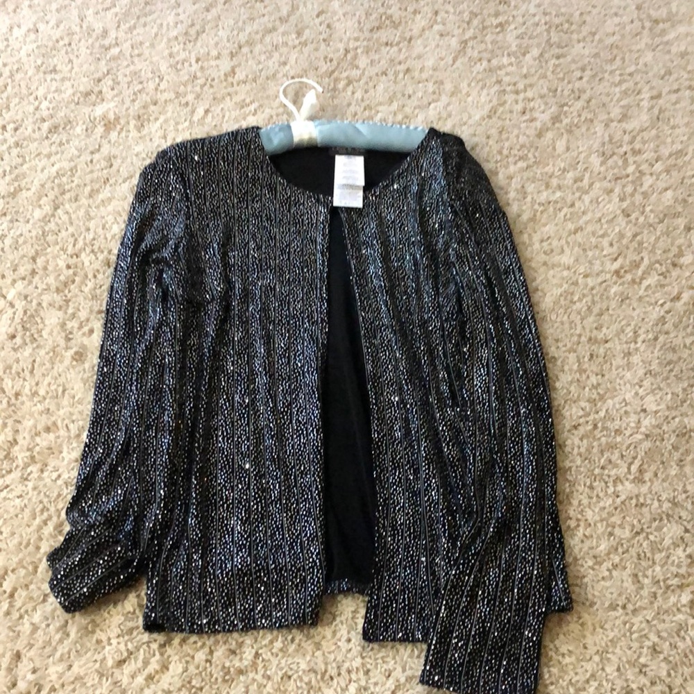 Nice black, sparkly long sleeve top!